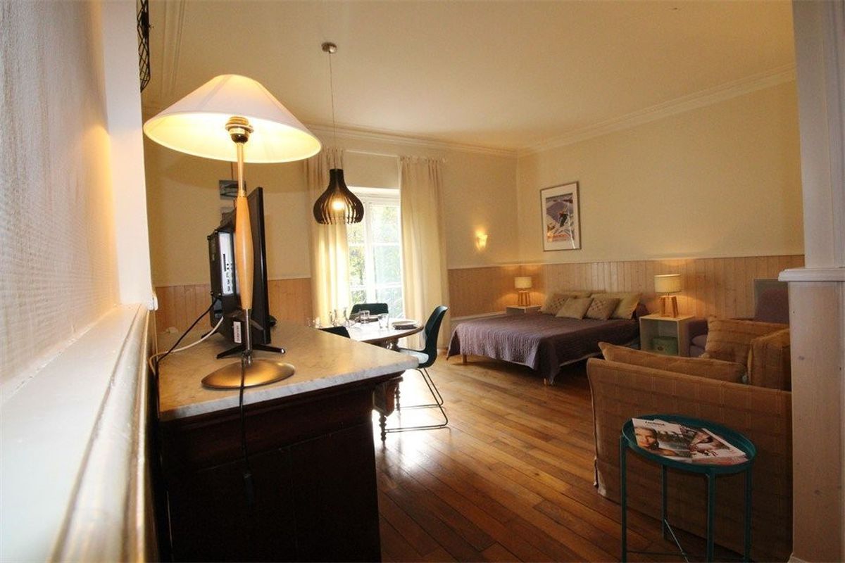 LUCHON FACE AUX THERMES STUDIO DE 38 M² - Palais d'etigny