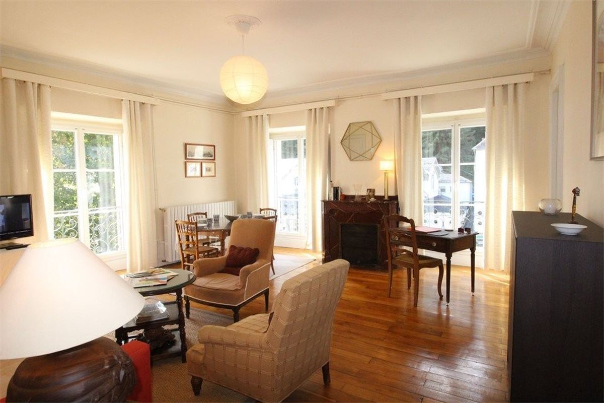 LUCHON FACE AUX THERMES - GRAND T2 POUR 4 PERS. LL LV - Palais d'etigny