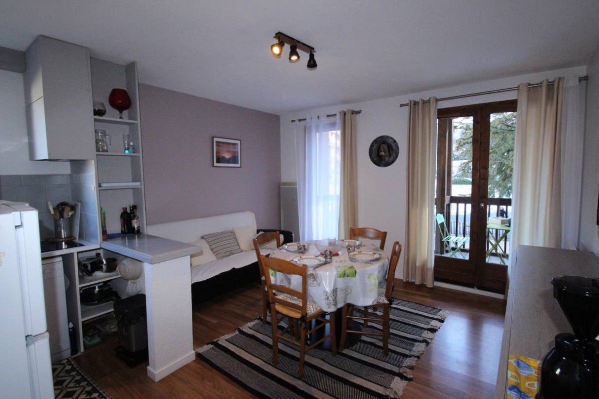 LUCHON AU PIED DE LA TELECABINE - T3 AVEC BALCON SUD - PARKING - Soulan