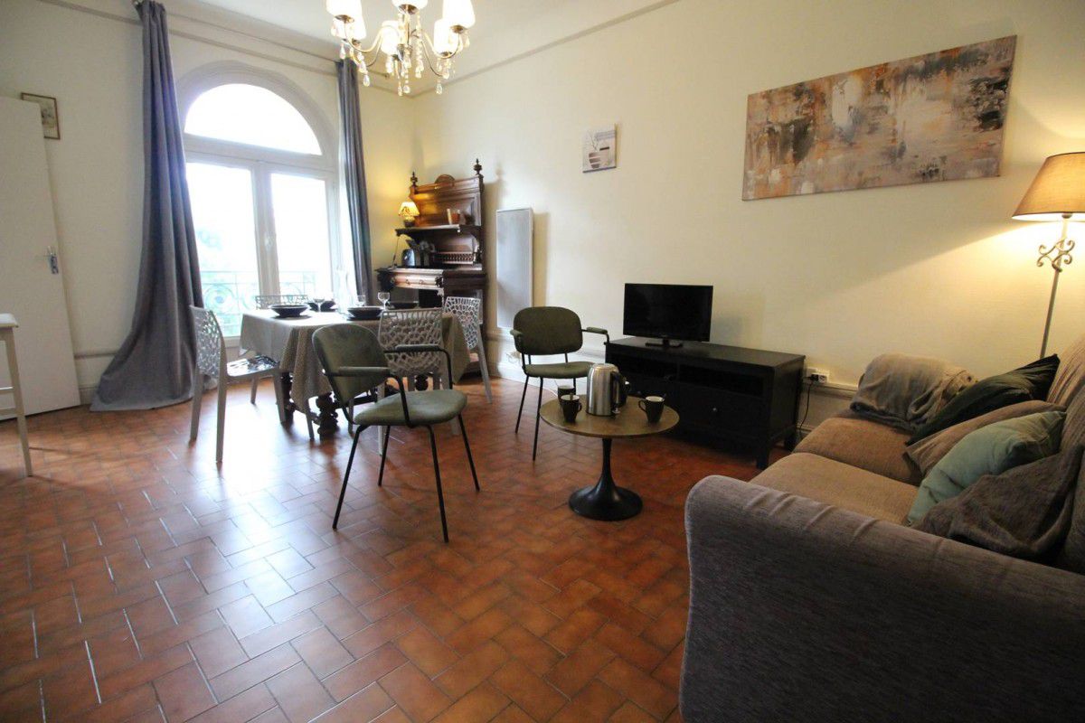 LUCHON - GRAND APPRTEMENT POUR 4 PERS. SECTEUR CASINO - Pyrenees palace