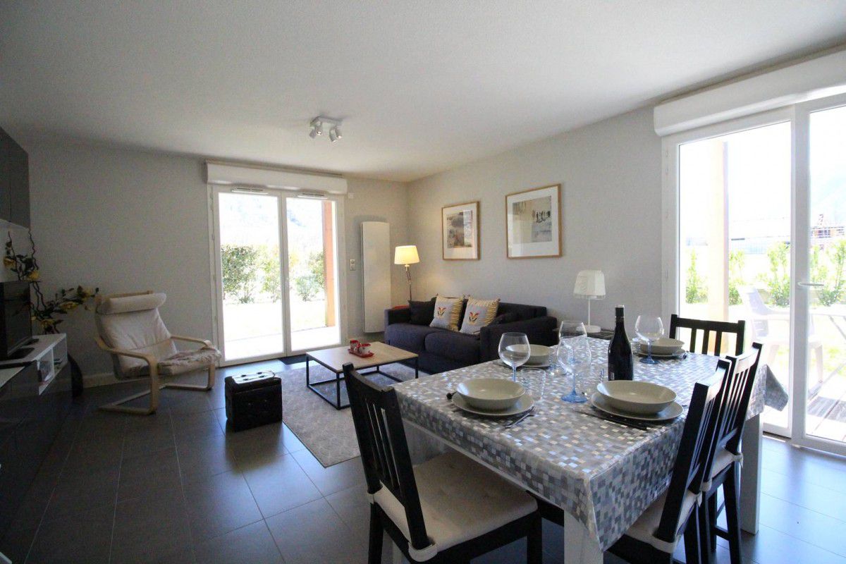 LUCHON T2 4 PERS DE 51M² PLEIN SUD TERRASSES PARKING WIFI - Plein soleil