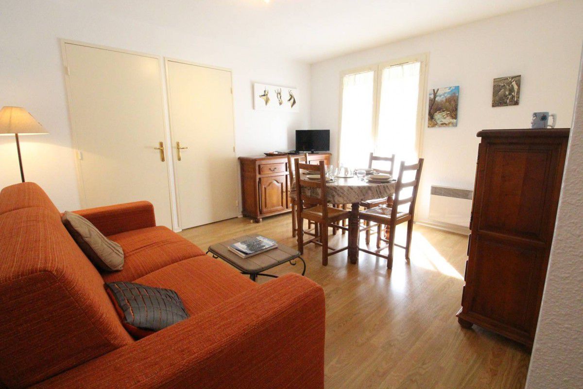 LUCHON CENTRE - T2 EXPO OUEST - BALCON - PARKING - Luchon  