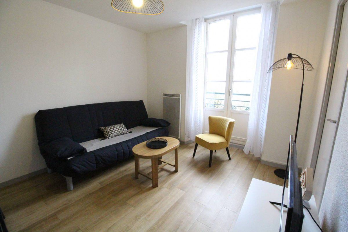 LUCHON PROCHE THERMES - 2 PIECES CABINE POUR 4 PERS. - Grand hotel