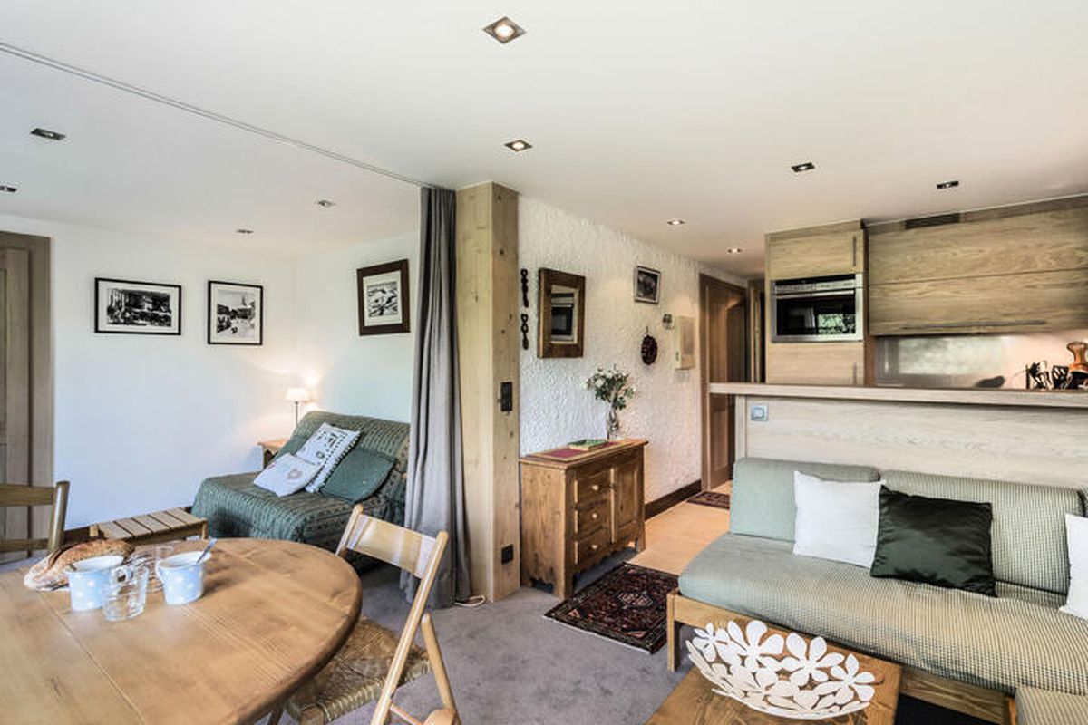 1 Pièce 4 Personnes