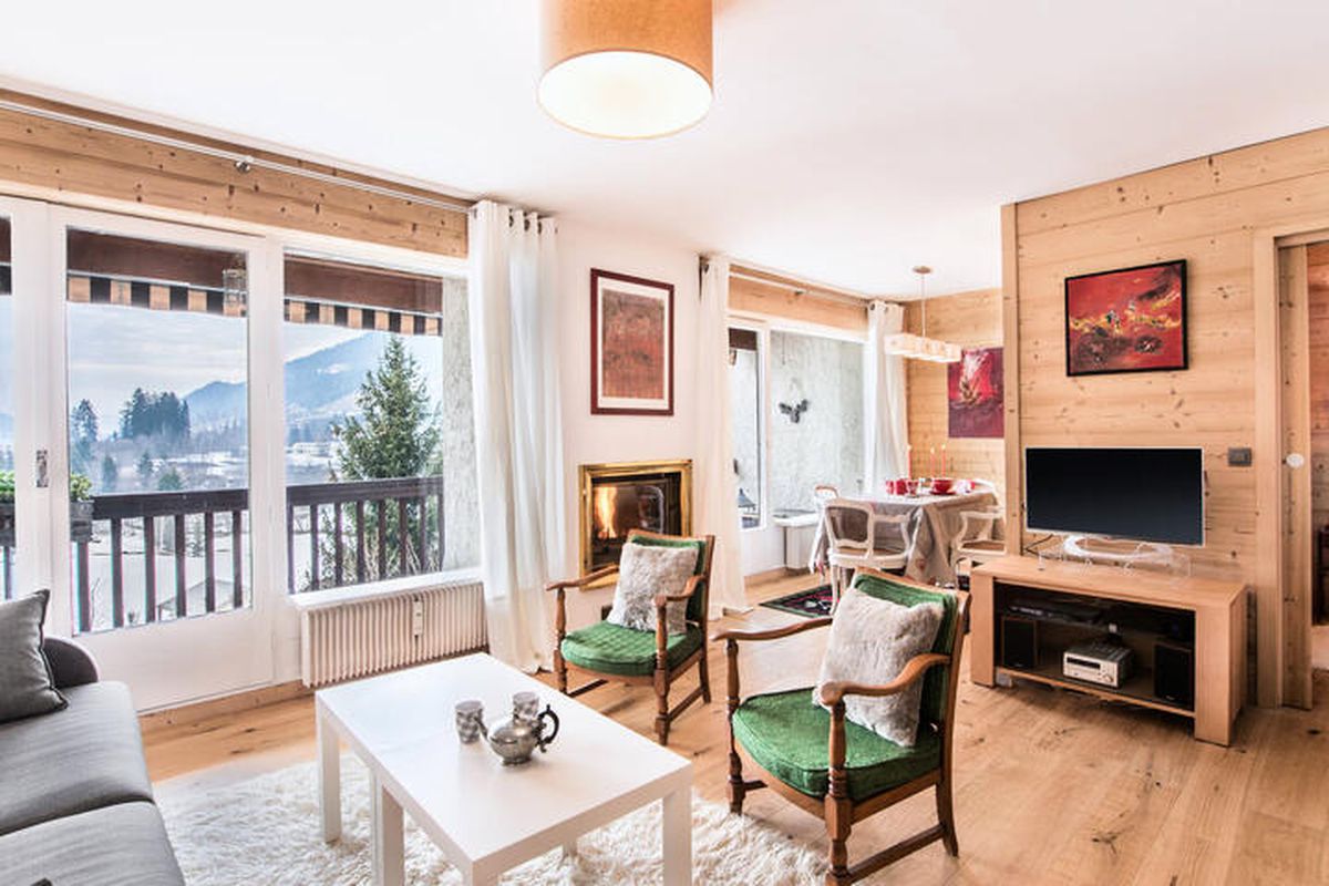 1 Pièce 4 Personnes