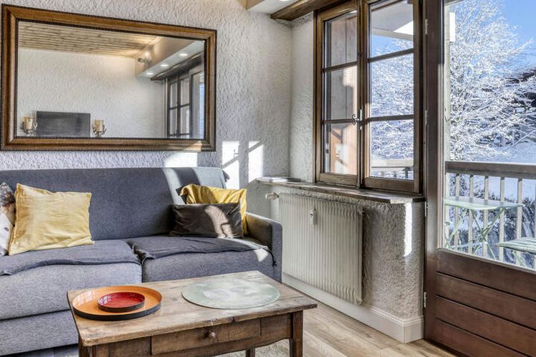 1 Pièce 4 Personnes