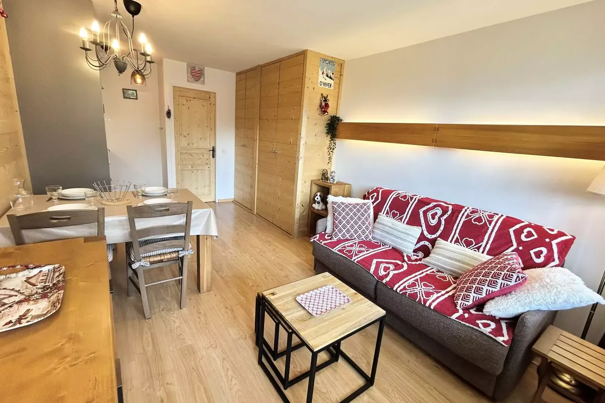 1 Pièce 4 Personnes