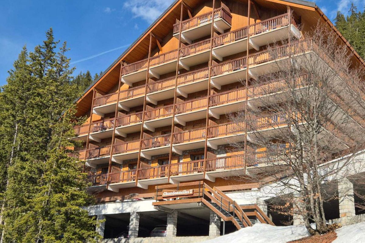 Appartement fonctionnel · Proches des pistes · Balcon · Vue vallée