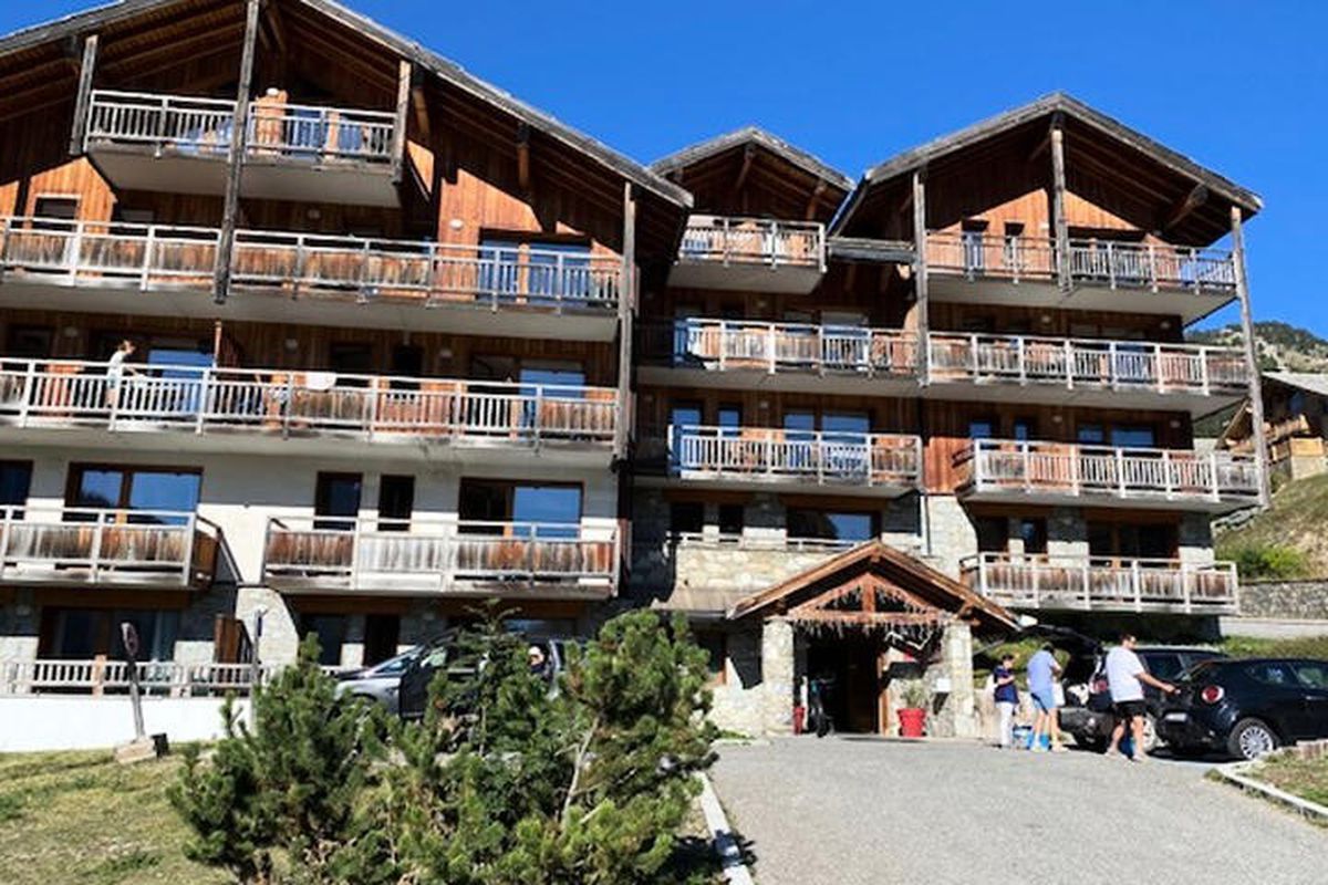 2 Pièces 6 Personnes