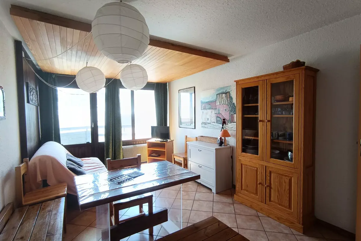 2 Pièces 6 Personnes