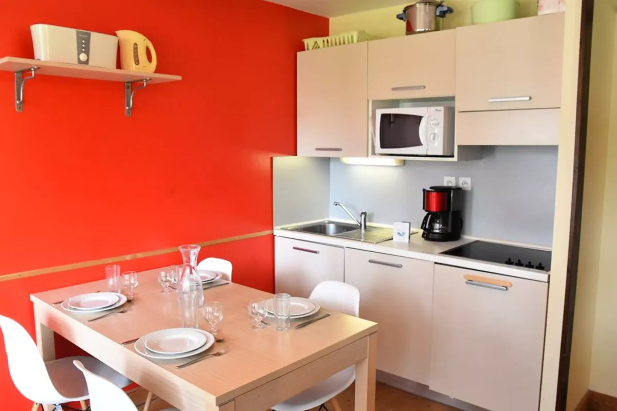 1 Pièce 4 Personnes