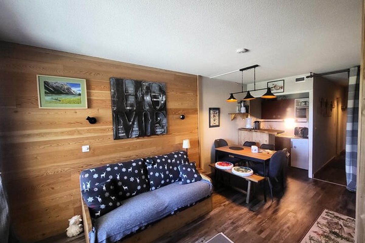 1 Pièce 4 Personnes