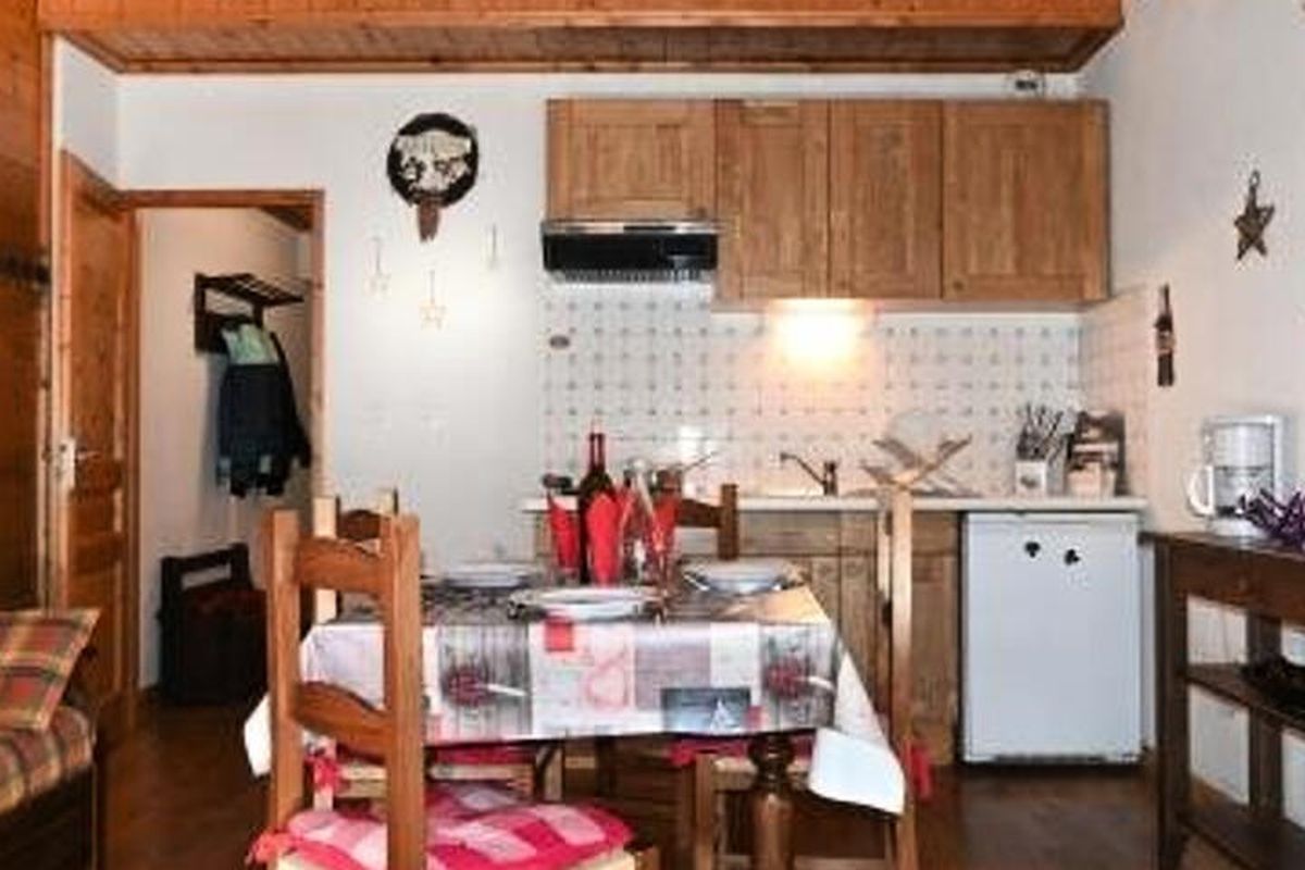 1 Pièce 4 Personnes