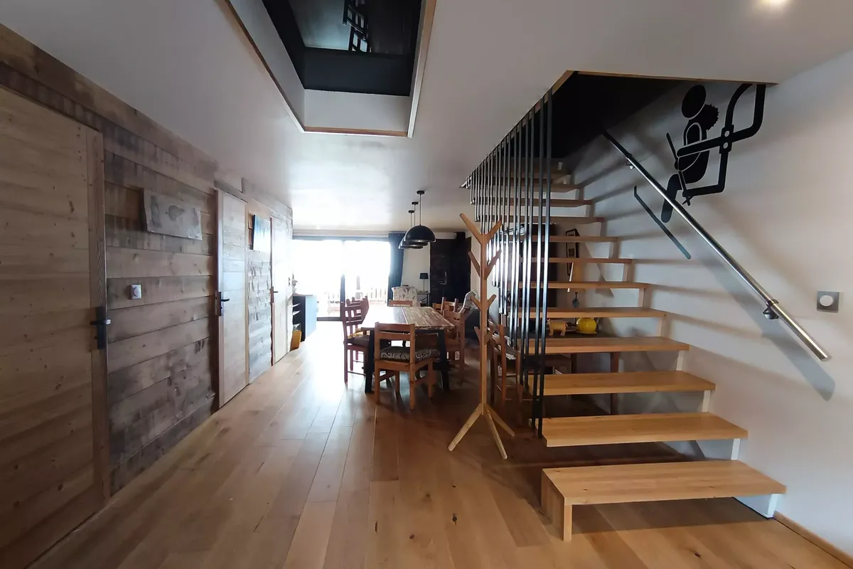 4 Pièces 8 Personnes