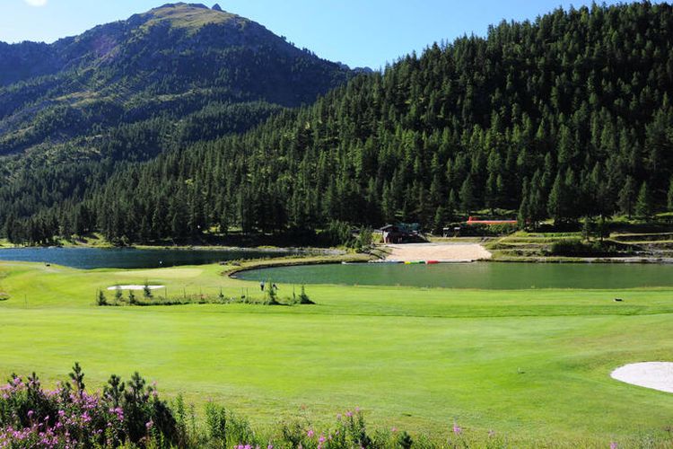 1 Pièce 4 Personnes