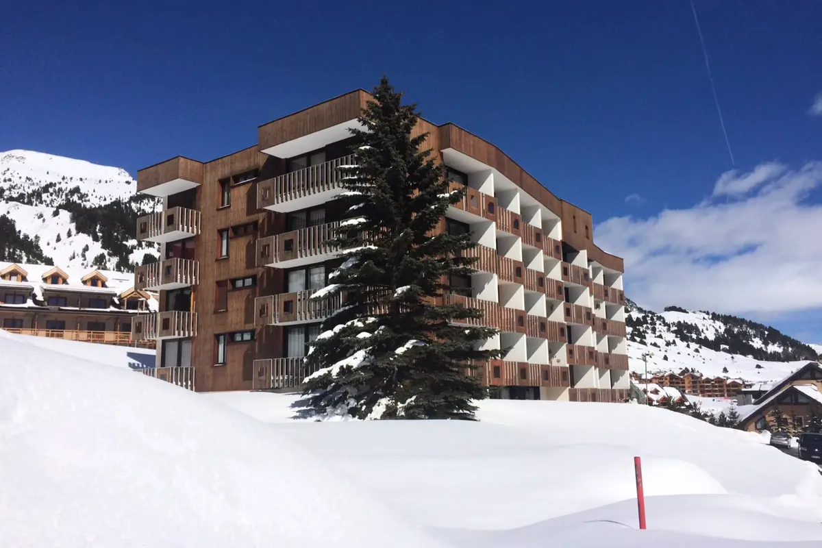 1 Pièce 4 Personnes