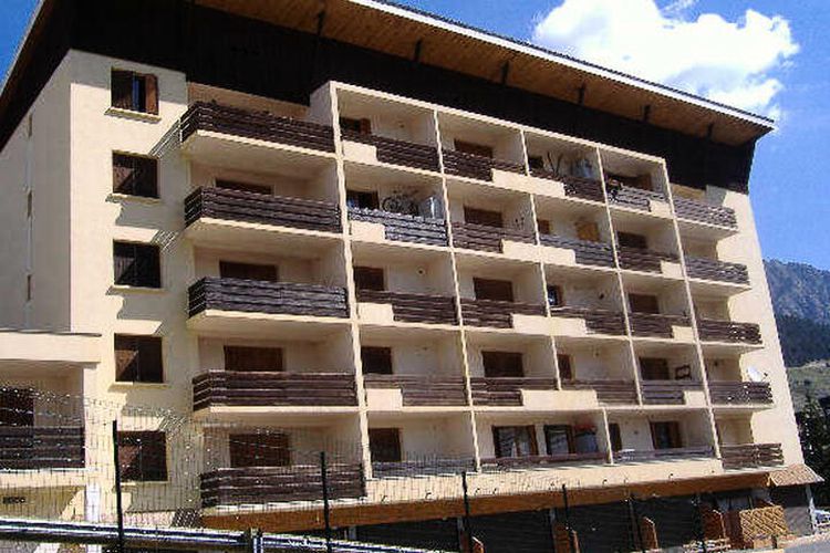 1 Pièce 4 Personnes