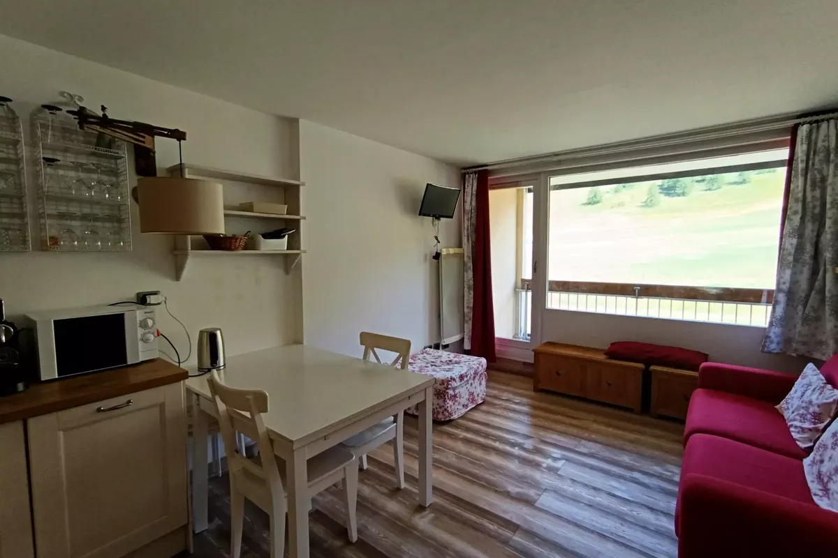 1 Pièce 4 Personnes