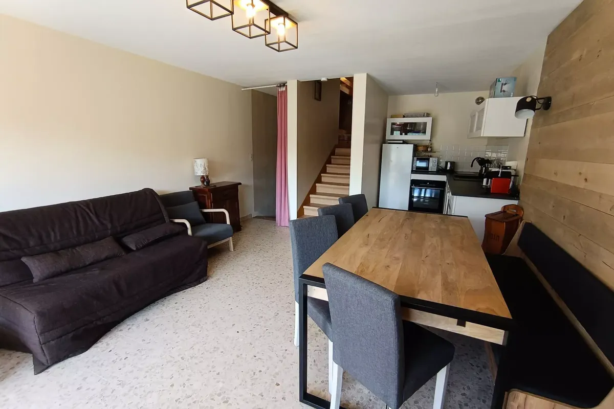 2 Pièces 6 Personnes