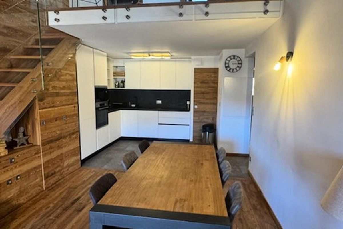 5 Pièces 9 Personnes