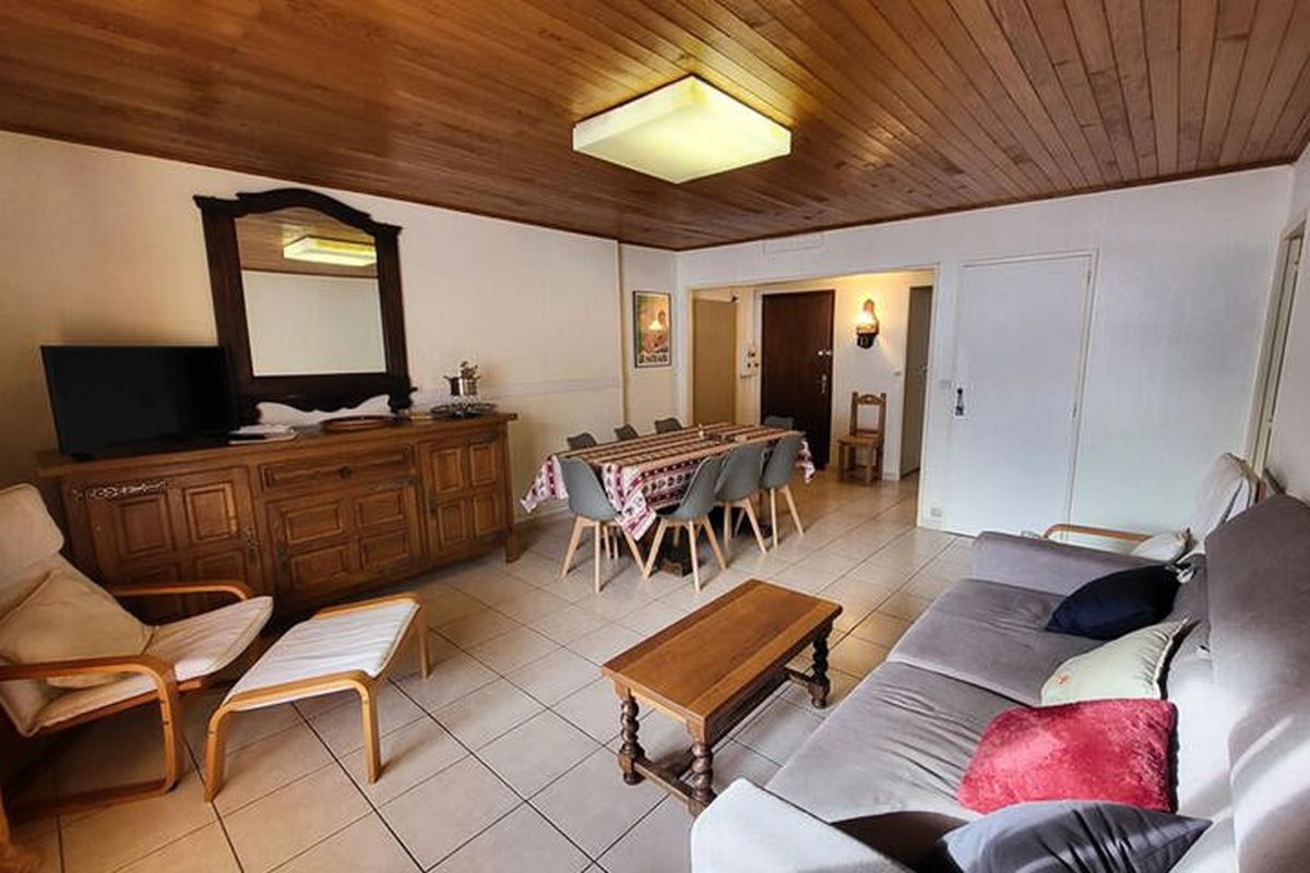 3 Pièces 6 Personnes