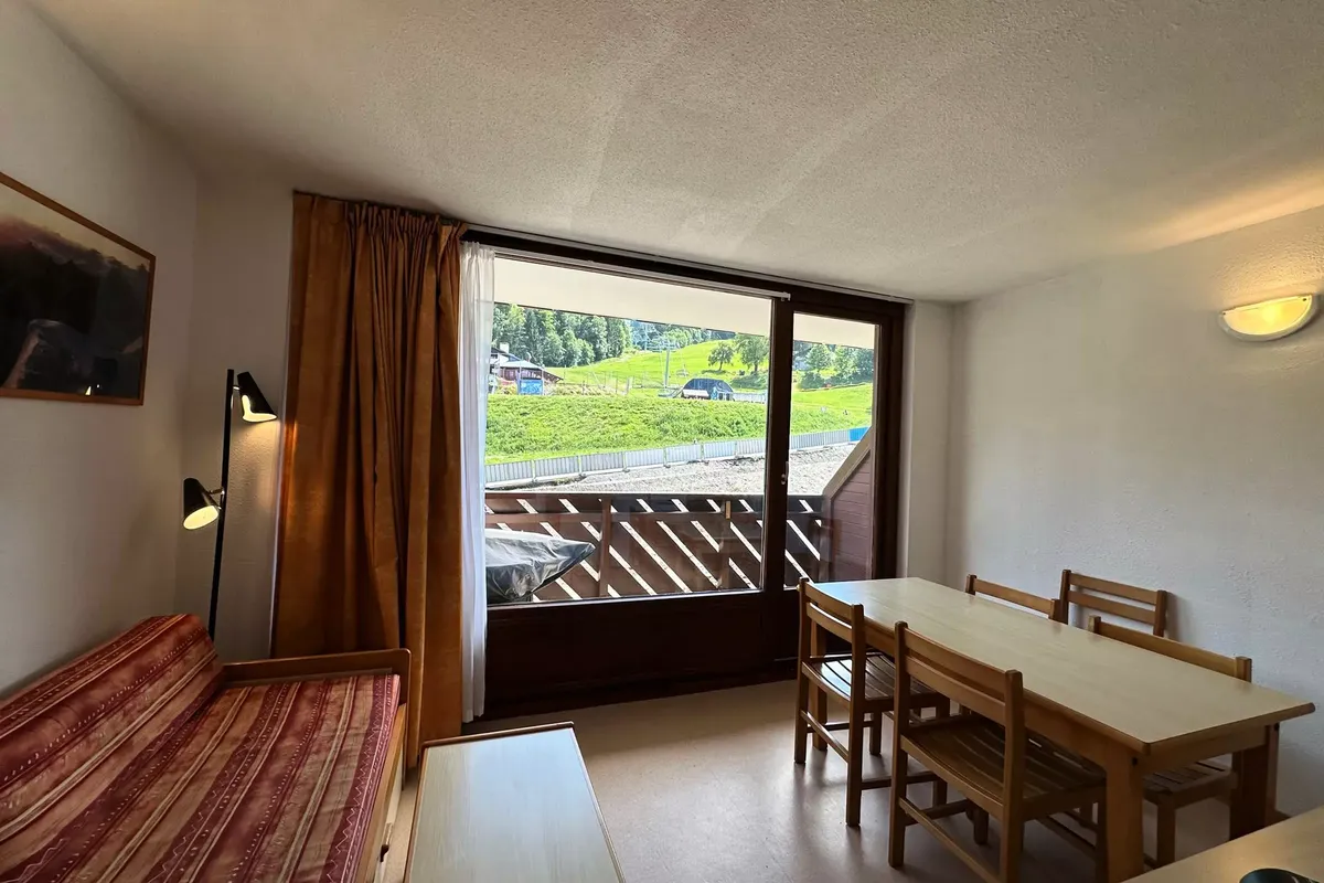 2 Pièces 4 Personnes