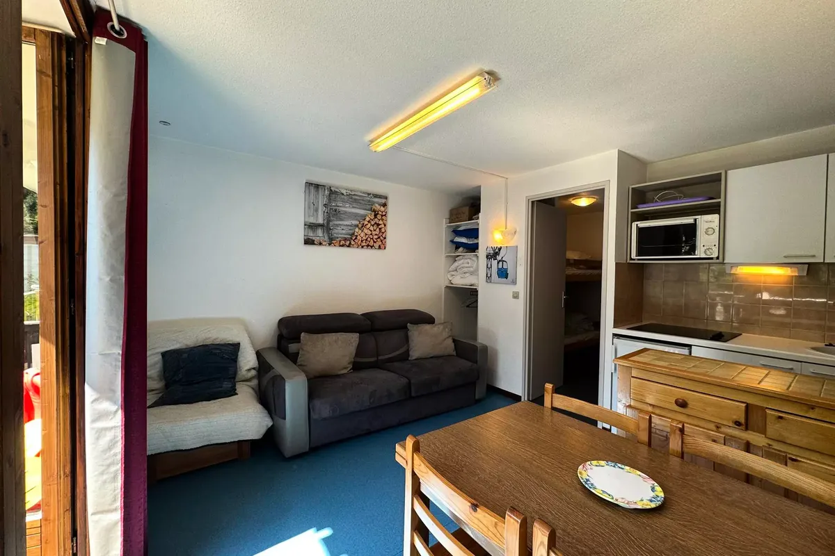 1 Pièce 4 Personnes