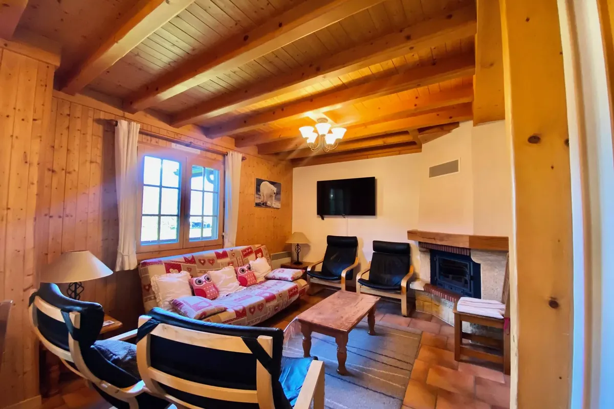 4 Pièces 9 Personnes