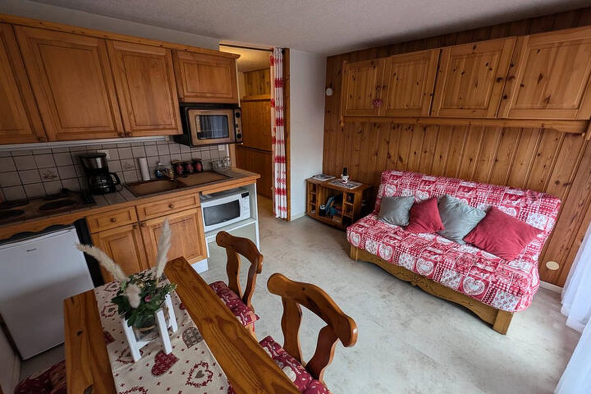 1 Pièce 4 Personnes