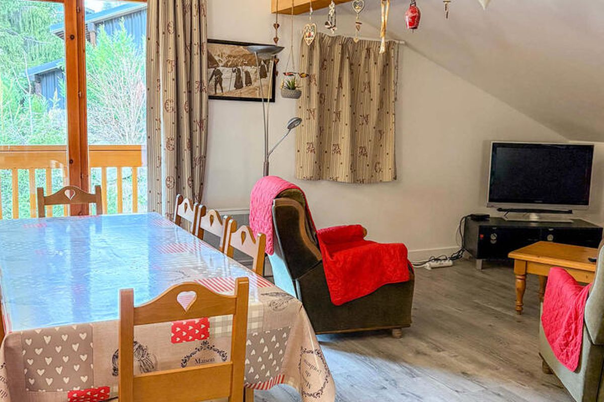 4 Pièces 8 Personnes