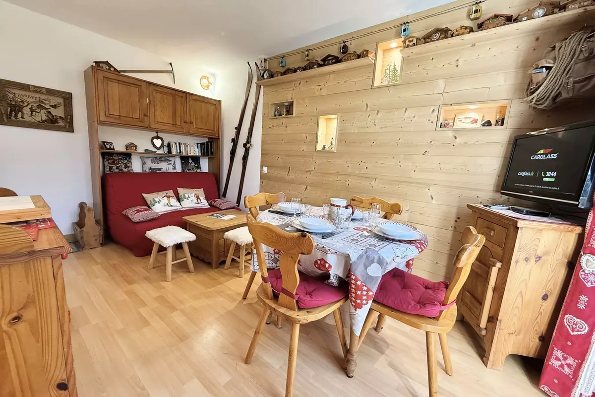 3 Pièces 6 Personnes