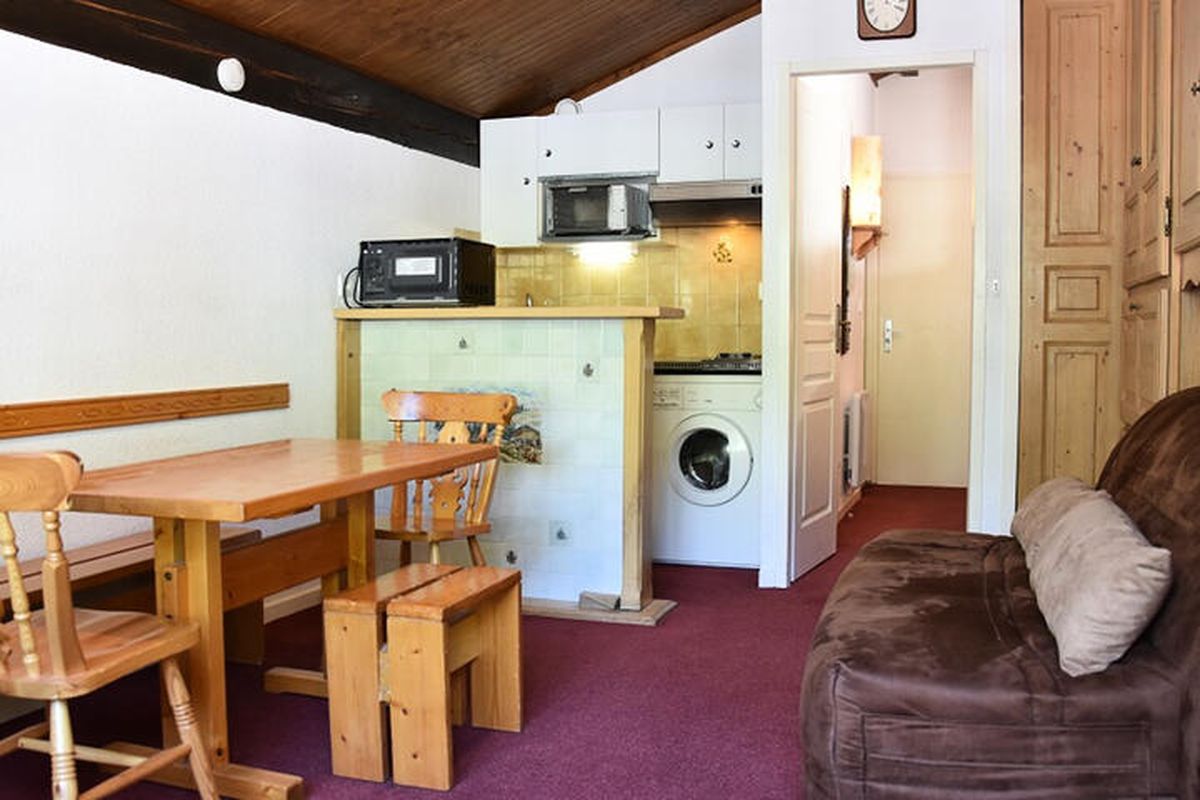 1 Pièce 4 Personnes