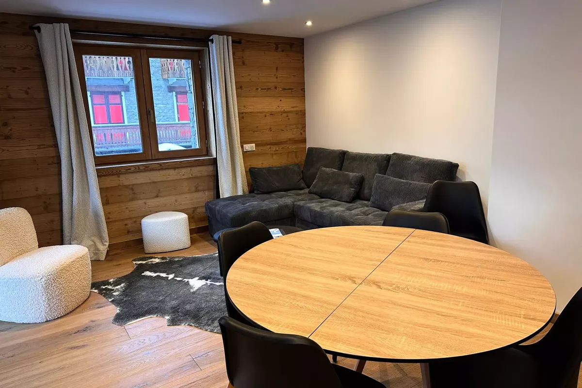 3 Pièces 6 Personnes