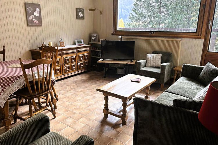 3 Pièces 6 Personnes