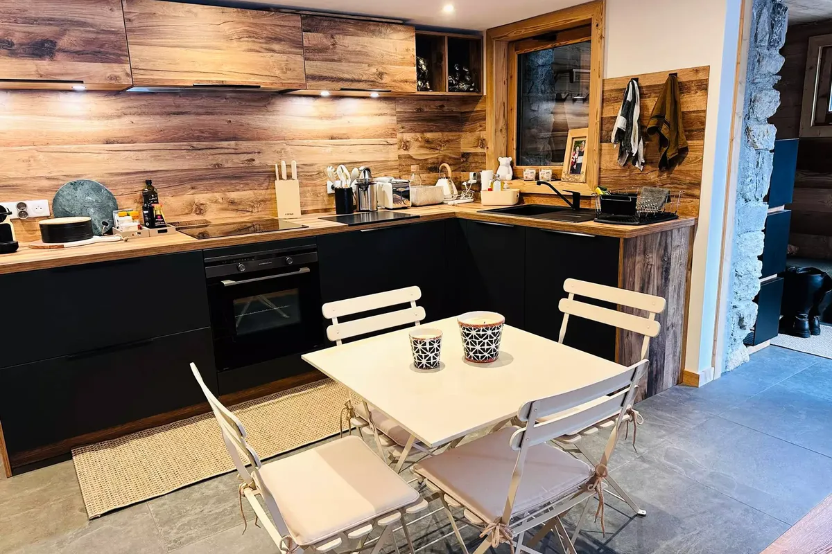 3 Pièces 6 Personnes