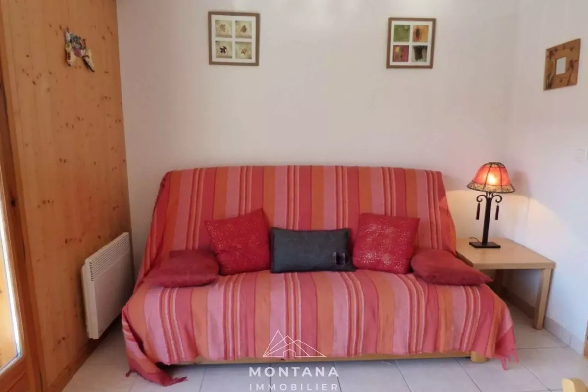 1 Pièce 4 Personnes