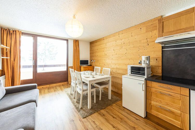 1 Pièce 4 Personnes