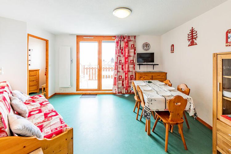 3 Pièces 6 Personnes