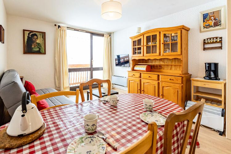 1 Pièce 4 Personnes