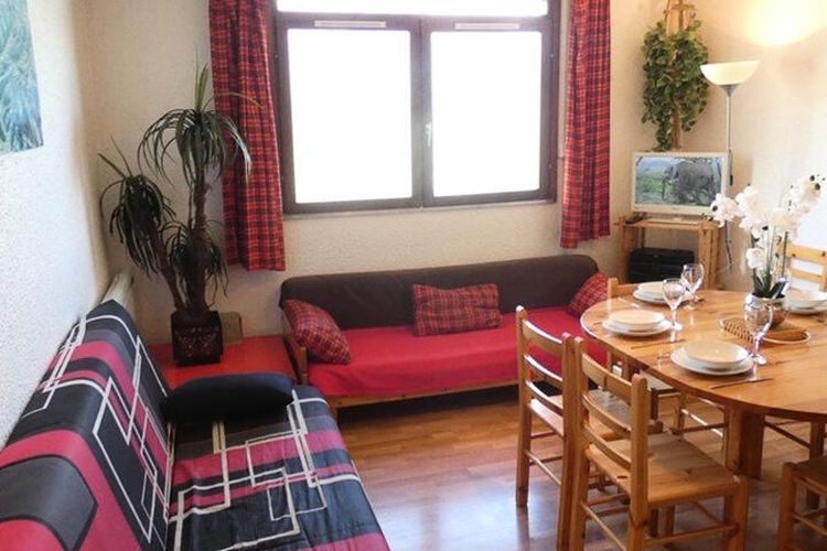 2 Pièces 6 Personnes