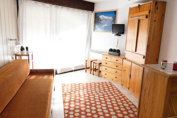 1 Pièce 4 Personnes