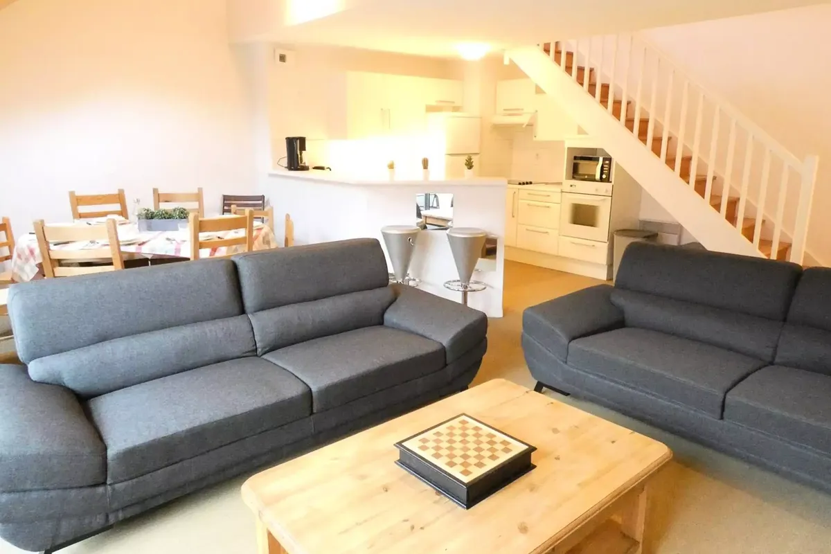 5 Pièces 8 Personnes