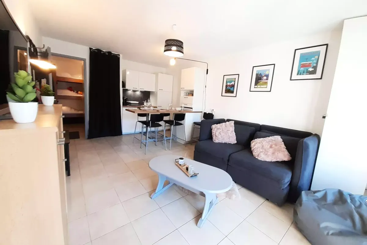 1 Pièce 4 Personnes