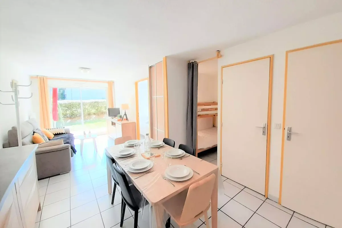 2 Pièces 6 Personnes