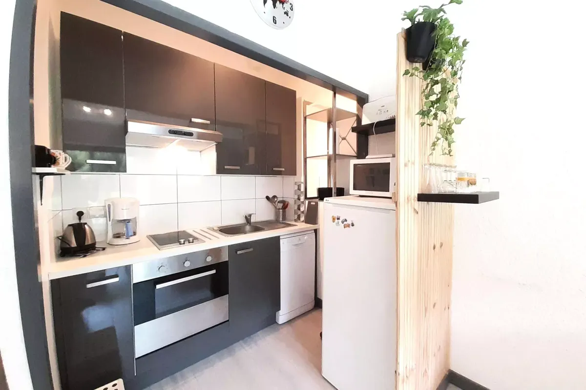 1 Pièce 4 Personnes