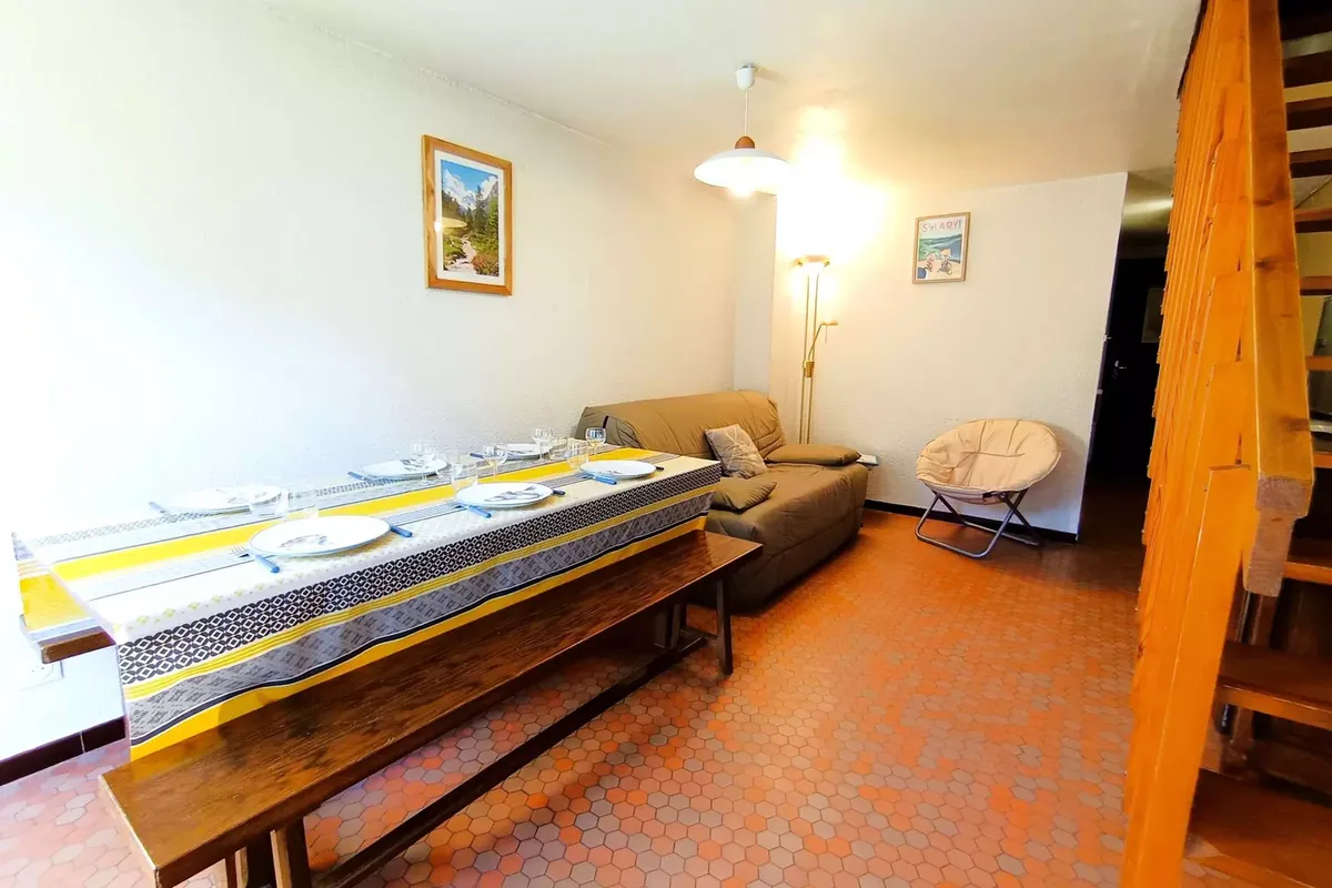 3 Pièces 6 Personnes