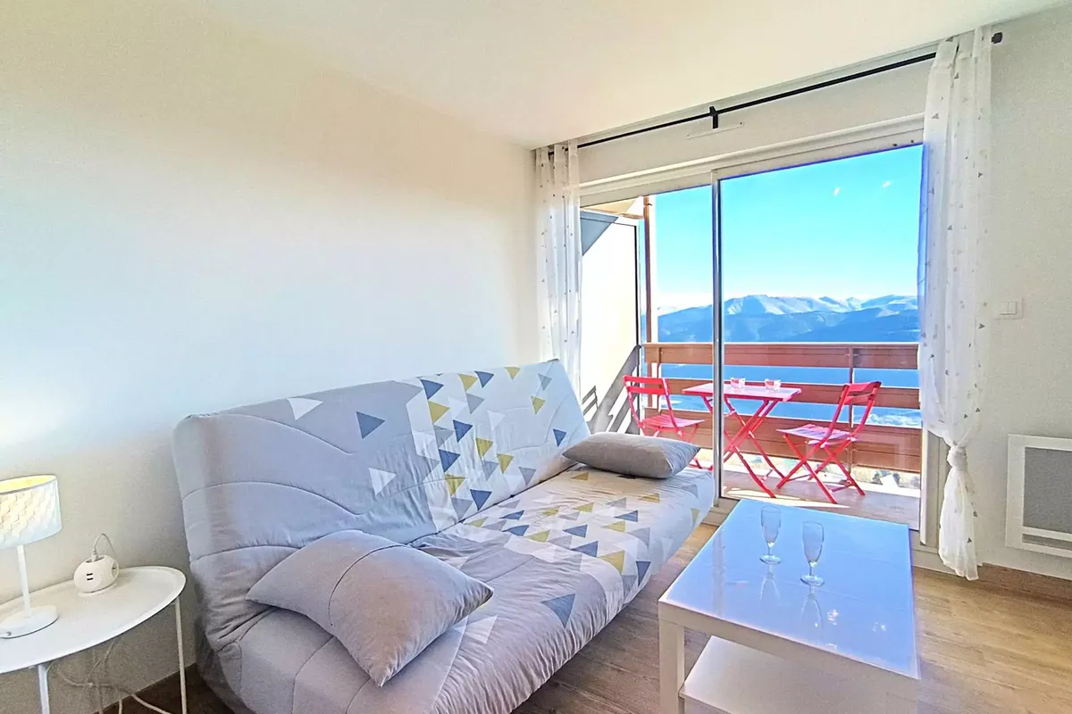 1 Pièce 4 Personnes