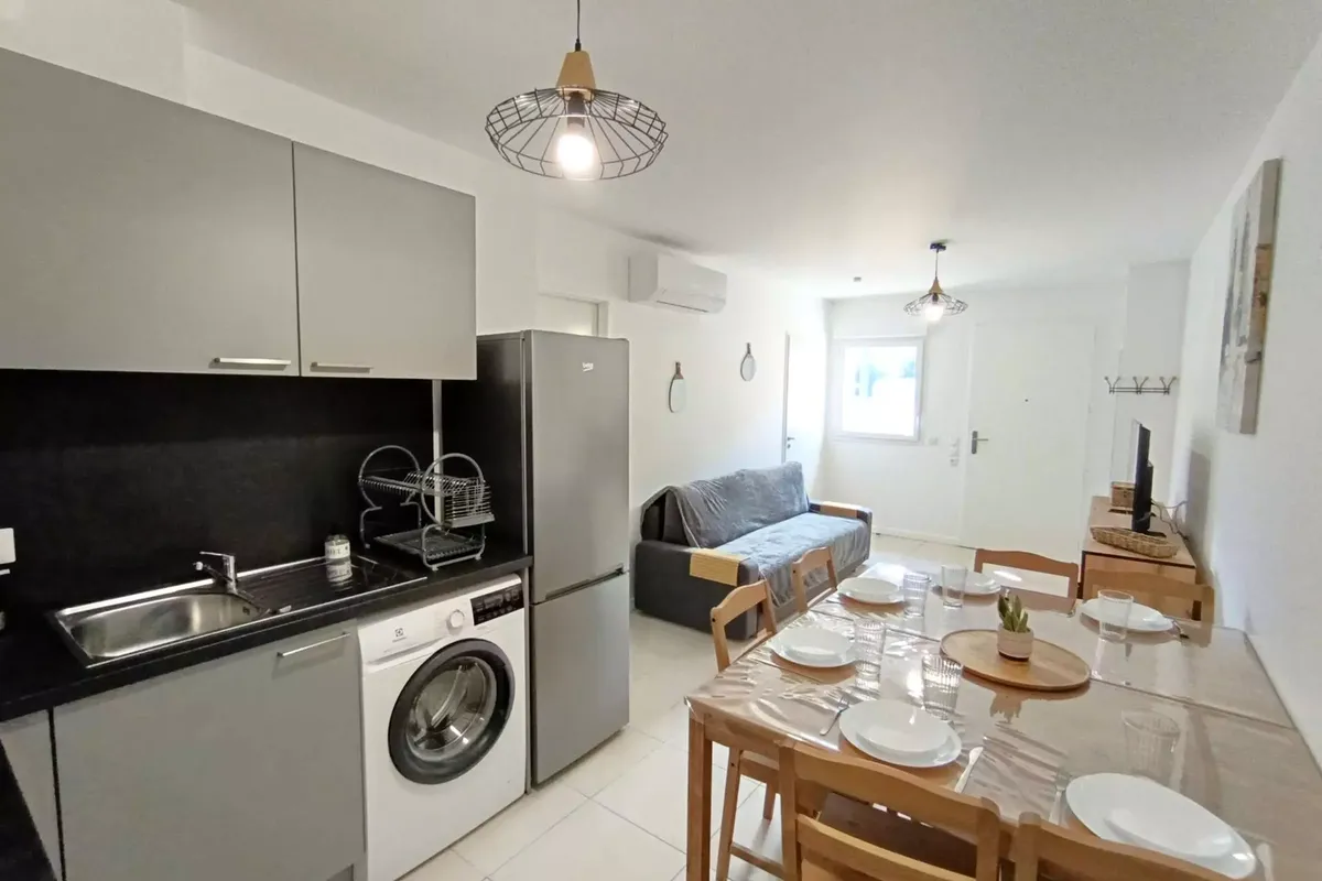 2 Pièces 6 Personnes