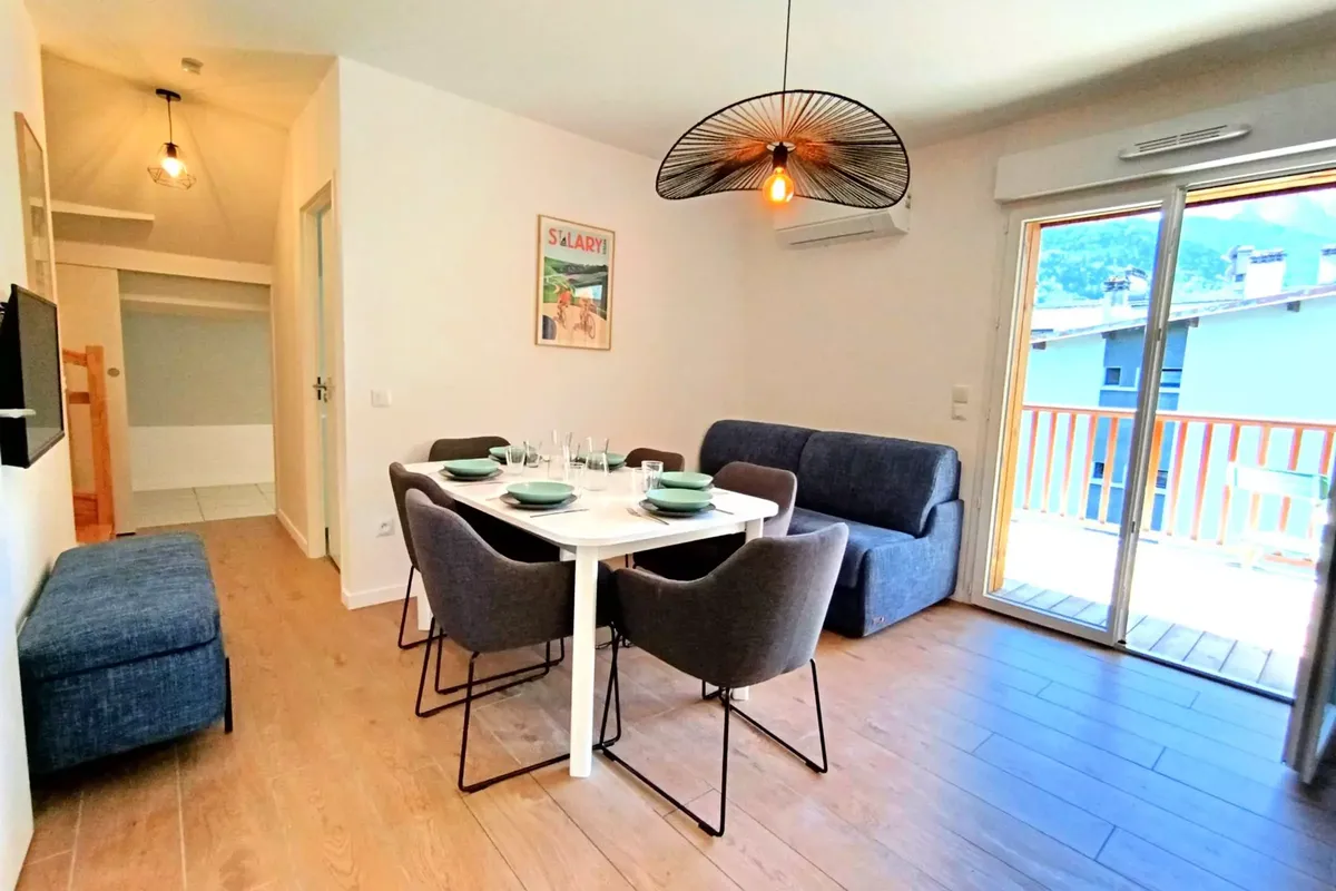 2 Pièces 6 Personnes