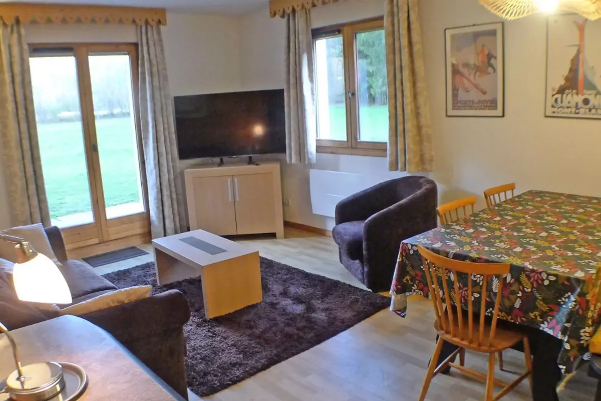 3 Pièces 6 Personnes